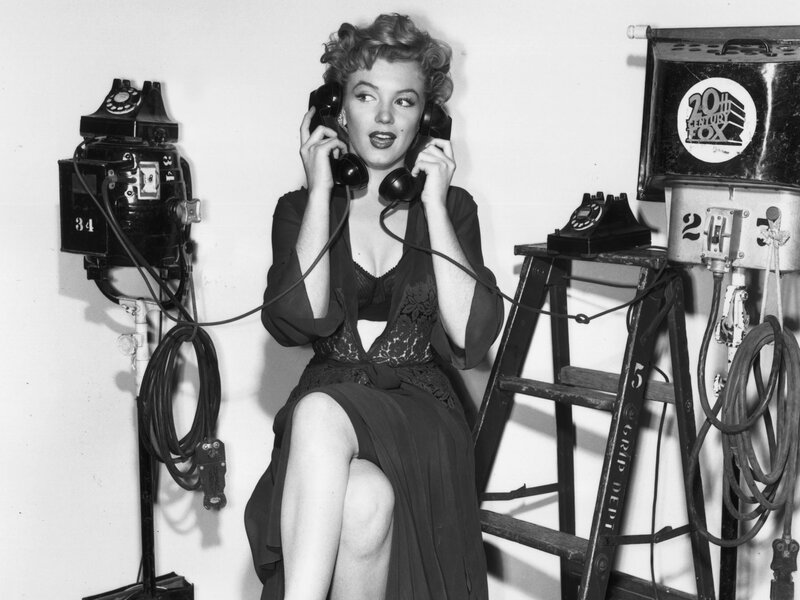 Woman on Telephone — Black, Dramatic