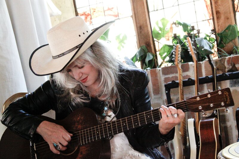 Woman Playing Guitar — Black, Relaxed