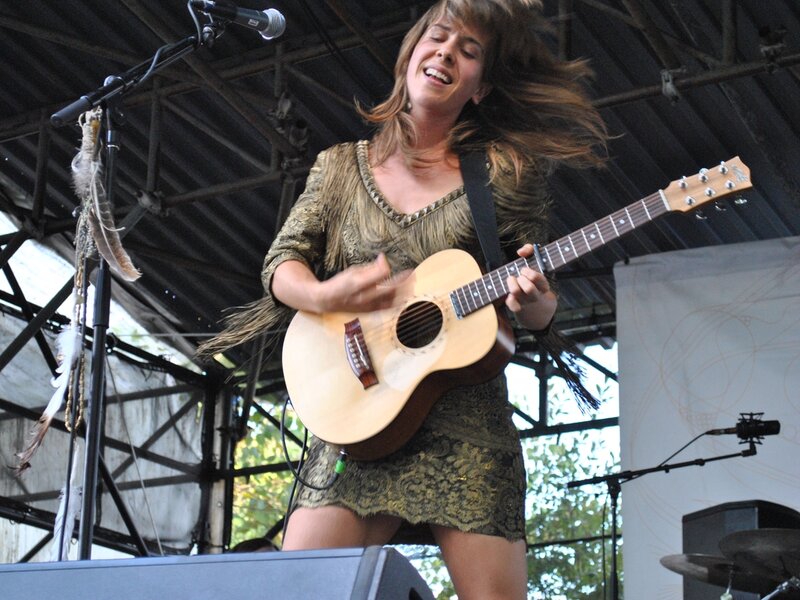 Woman Playing Guitar — Brown, Energetic