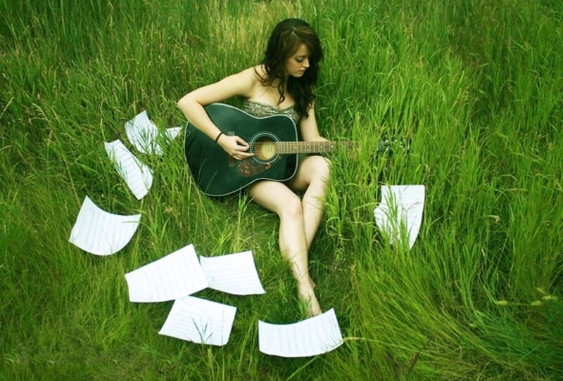 Woman Playing Guitar — Green, Serene