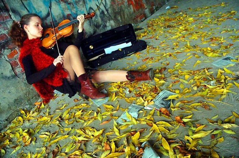 Woman Playing Violin — Yellow, Melancholic
