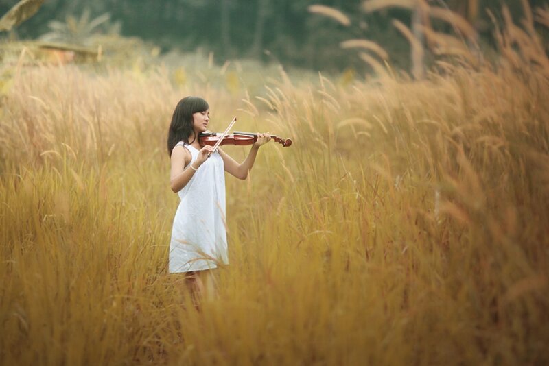 Woman Playing Violin — Yellow, Serene