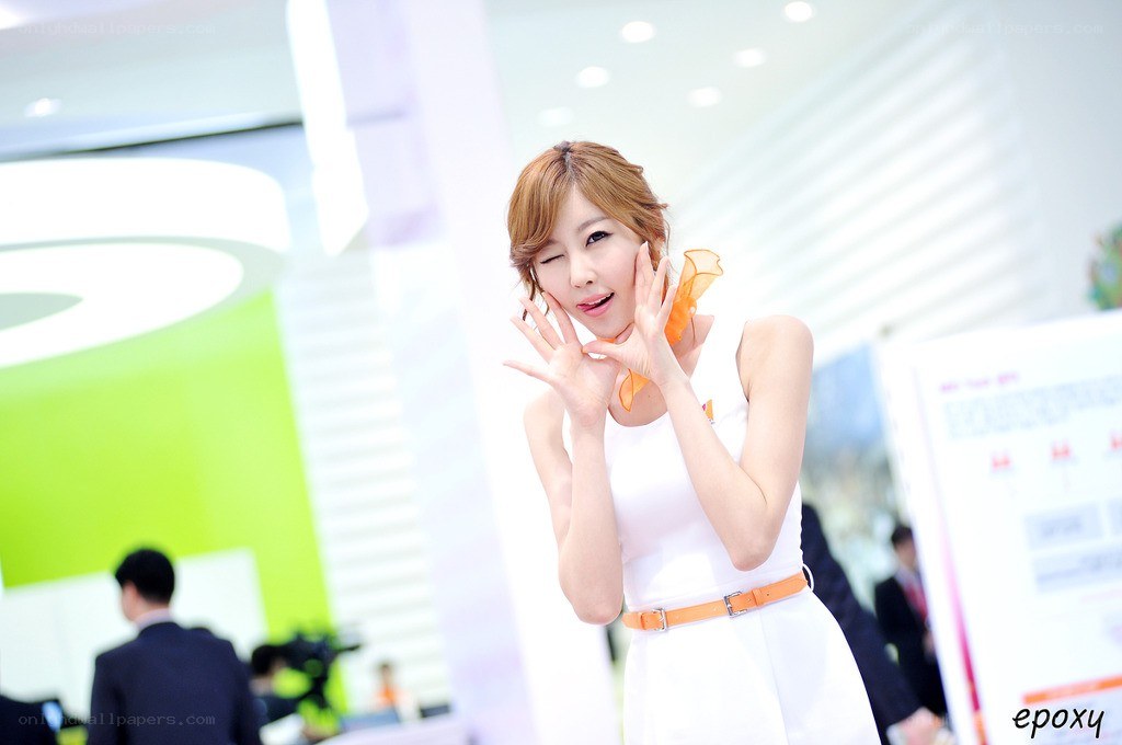 woman posing at event