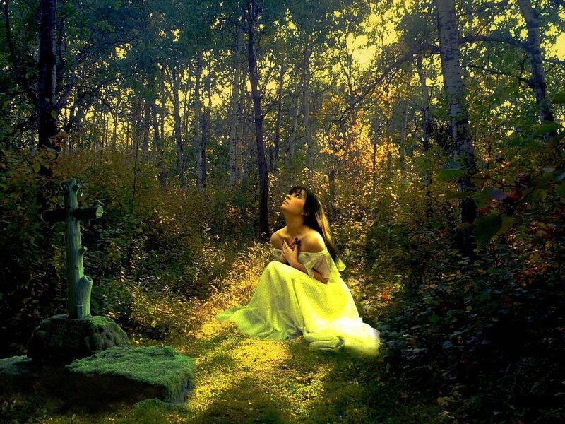 Woman Praying in Forest — Green, Serene
