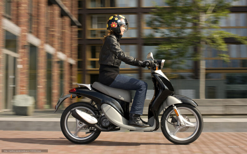 Woman Riding Scooter — Black