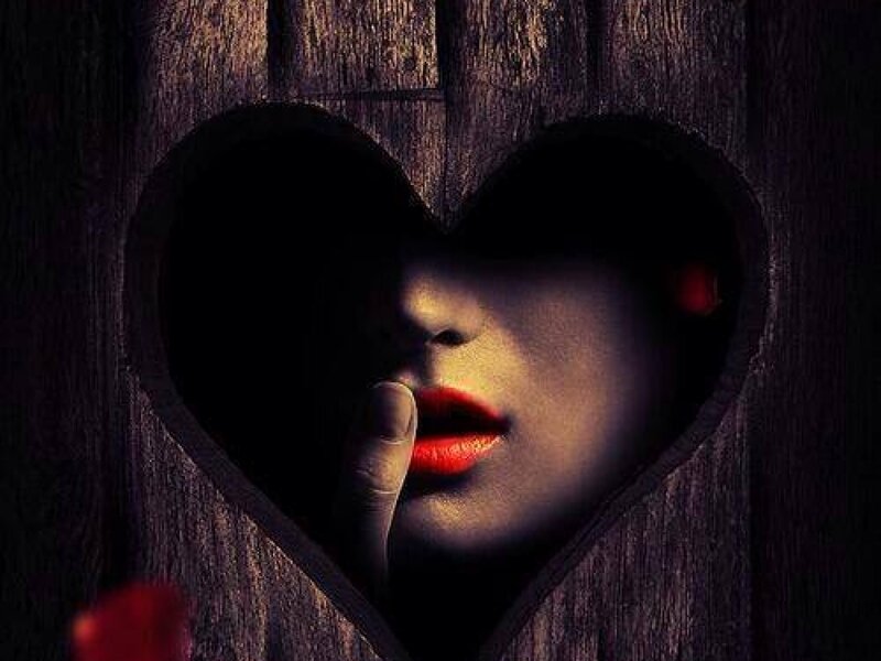 Woman's Face in Heart — Black