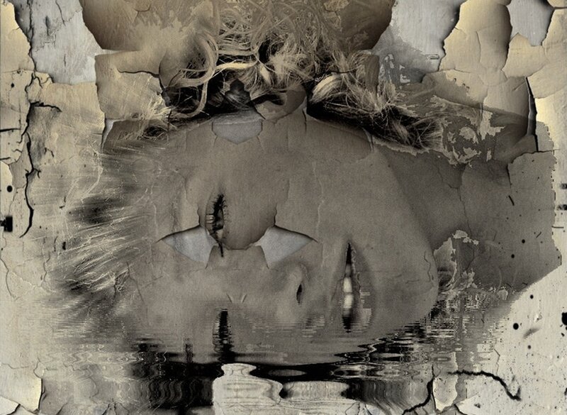 Woman's Face in Water — Gray