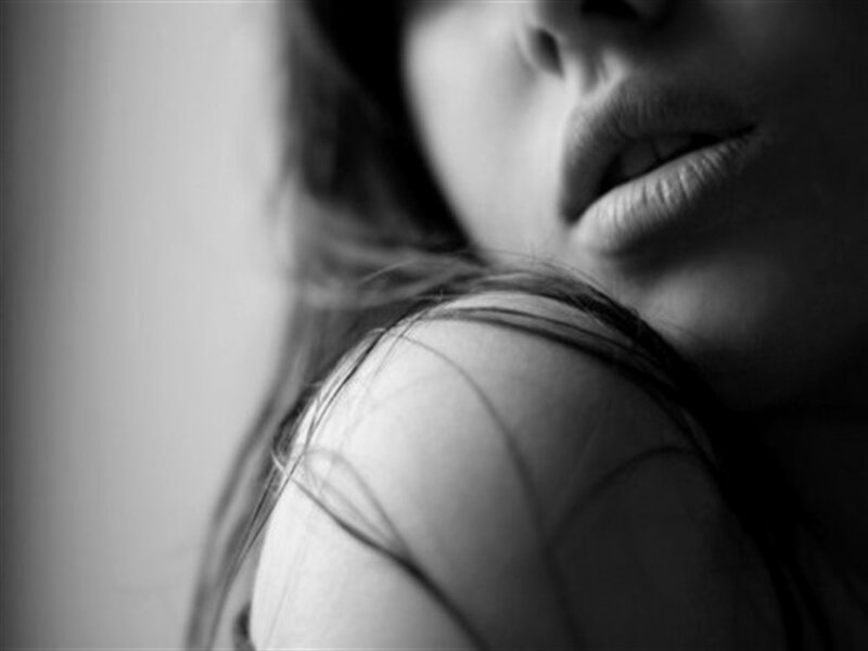Woman's Shoulder and Face — Black