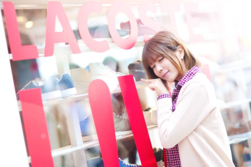 woman shopping at lacoste