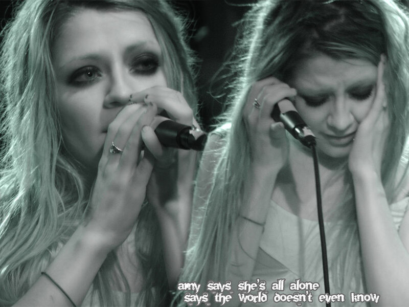 Woman Singing into Microphone — Green, Dramatic, Photograph, Long Hair