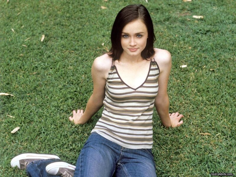 Woman Sitting on Grass — Green