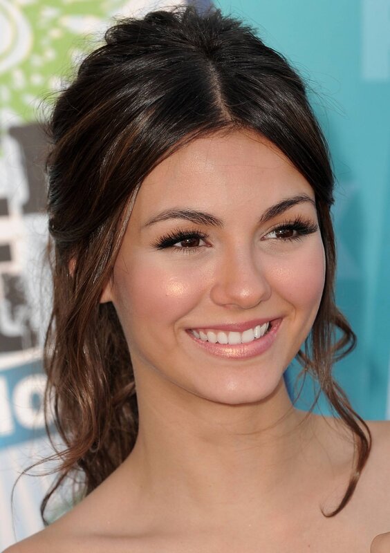 woman smiling at event