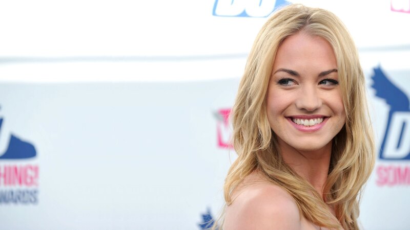 woman smiling at event