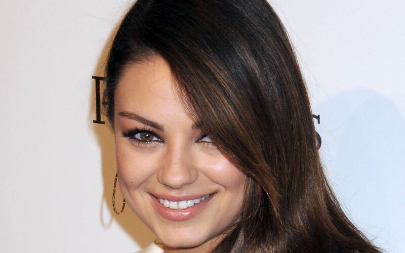 woman smiling at event