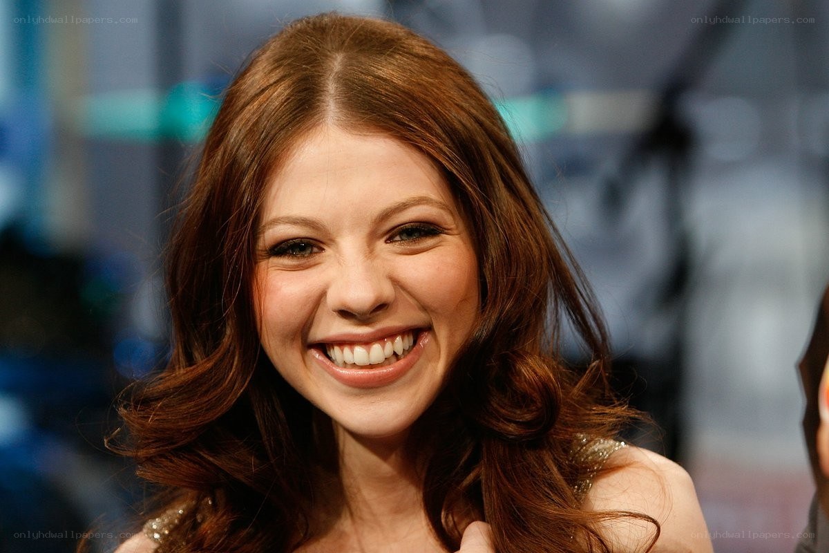 woman smiling at event