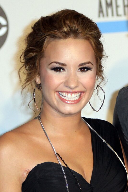 woman smiling at event