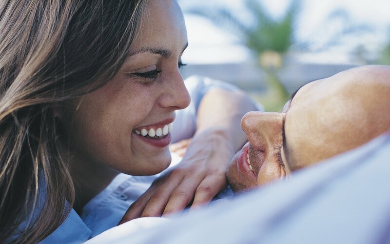 Woman Smiling at Man — Blue