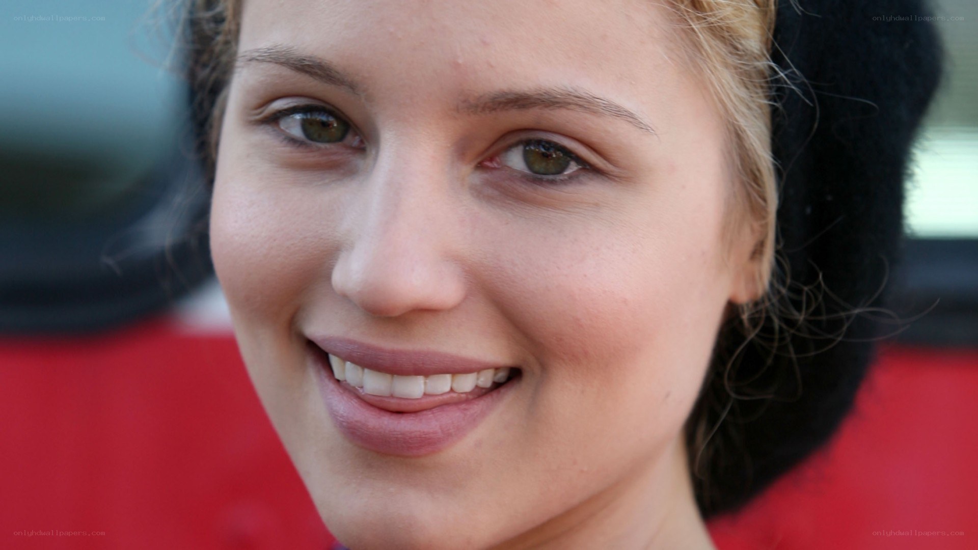 woman smiling in close-up