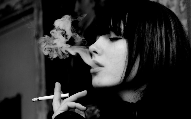Woman Smoking Cigarette — Dramatic, Smoke