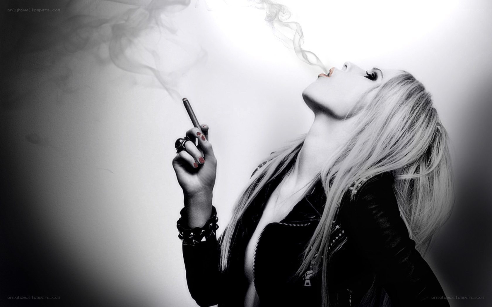 woman smoking e-cigarette