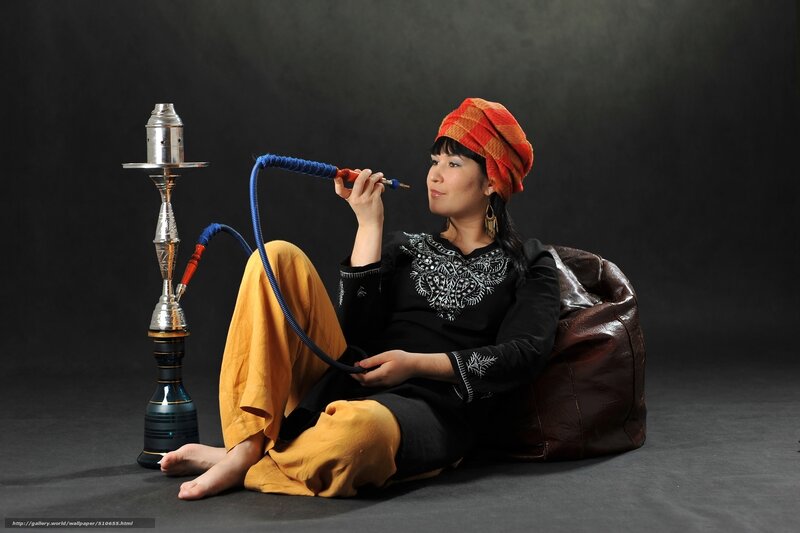 Woman Smoking Hookah — Black