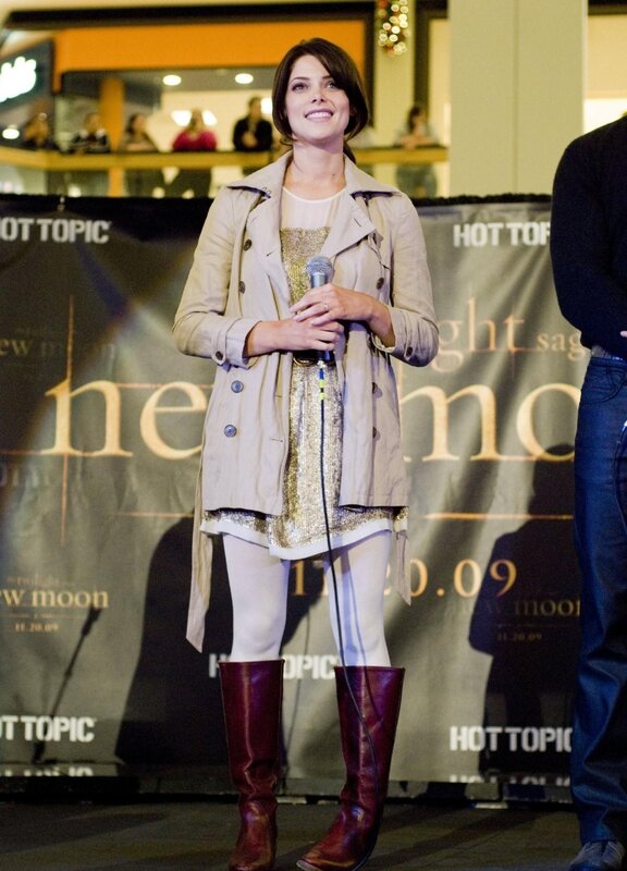 woman speaking at event