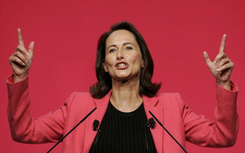 woman speaking at podium