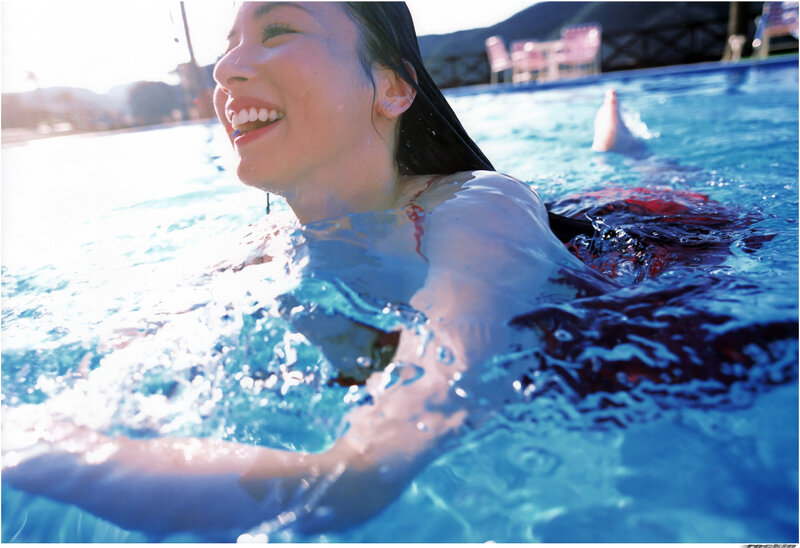woman swimming in pool