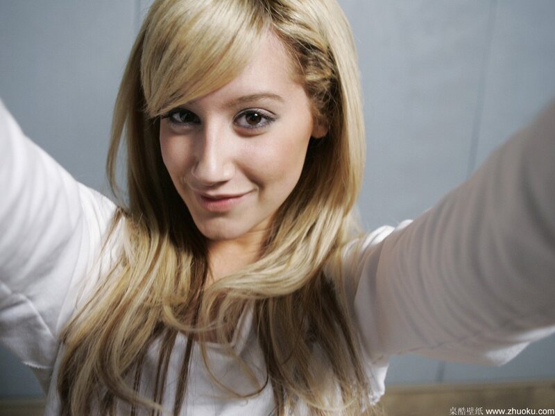 woman taking a selfie