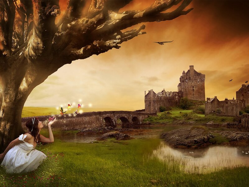Woman under Tree — Green