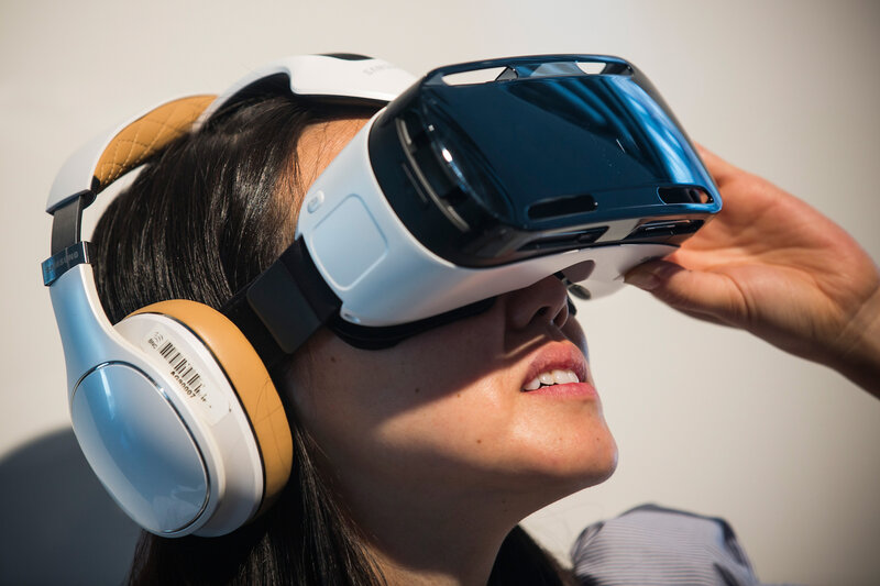 woman using vr headset