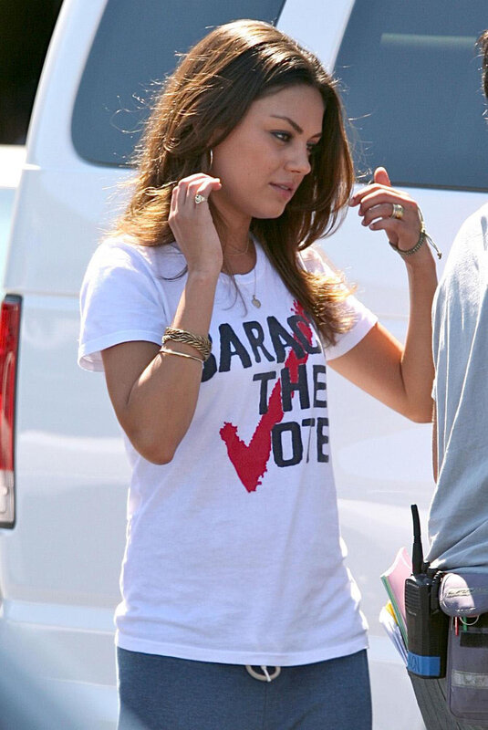 woman wearing barack the vote t-shirt