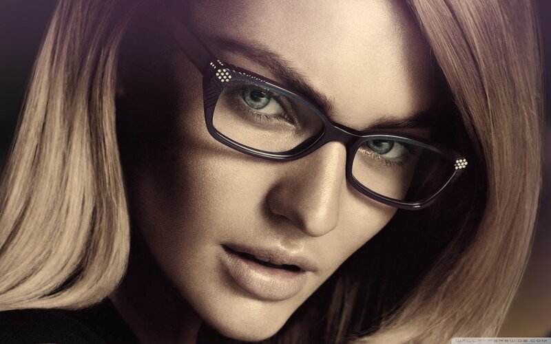 woman wearing glasses