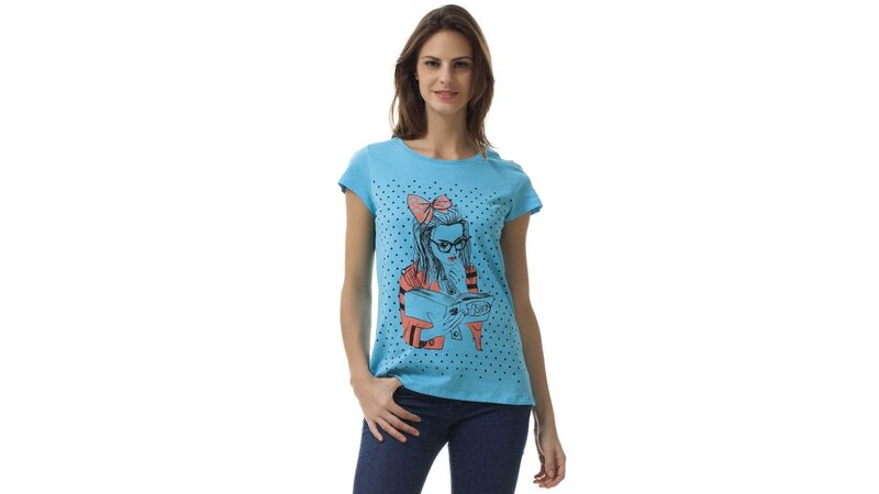 woman wearing graphic t-shirt
