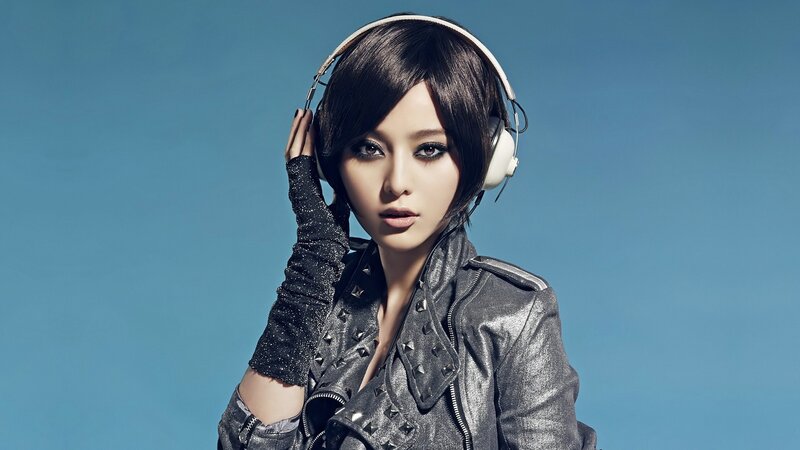 woman wearing headphones