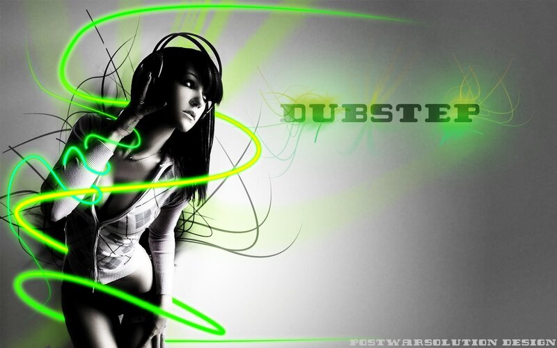 Woman Wearing Headphones — Green, Dynamic