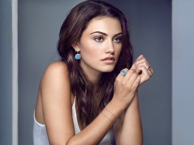 woman wearing jewelry