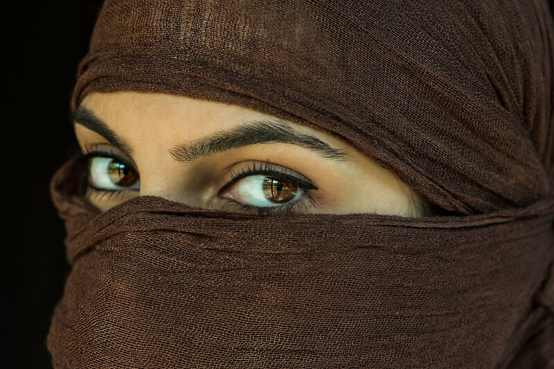 Woman Wearing Niqab — Brown, Dramatic, Photograph