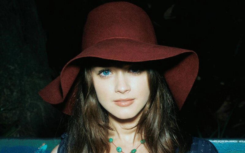 Woman Wearing Red Hat — Dramatic, Night
