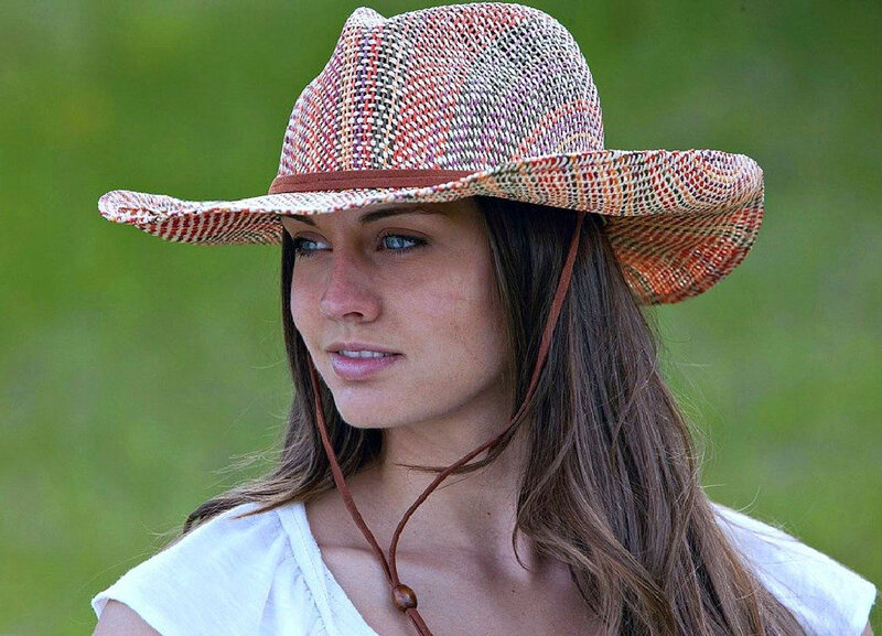 Woman Wearing Straw Hat — Green, Calm