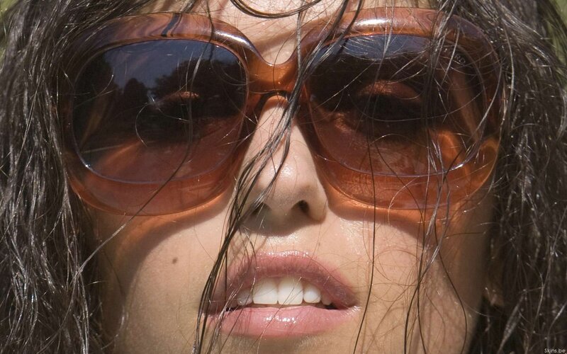 woman wearing sunglasses