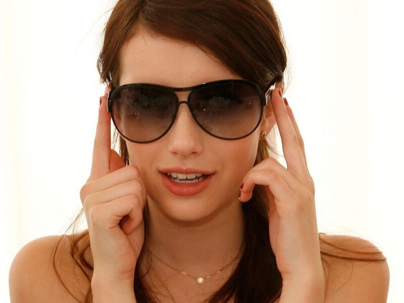 woman wearing sunglasses