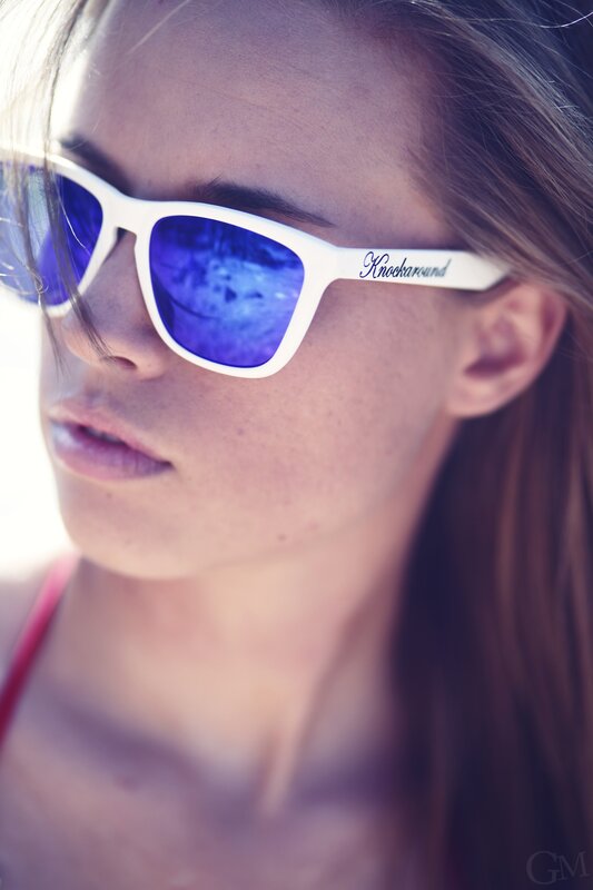 woman wearing sunglasses