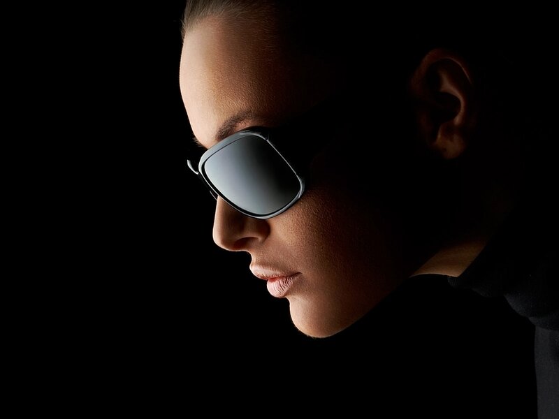 woman wearing sunglasses in profile