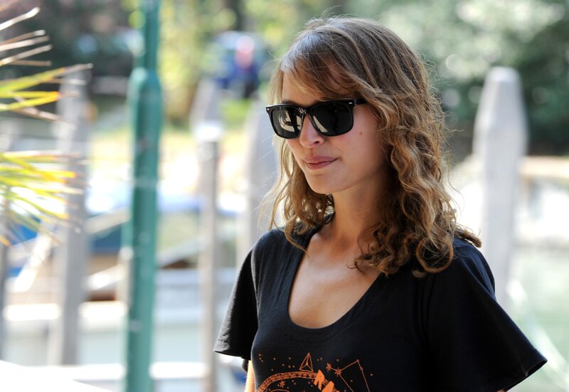 woman wearing sunglasses outdoors