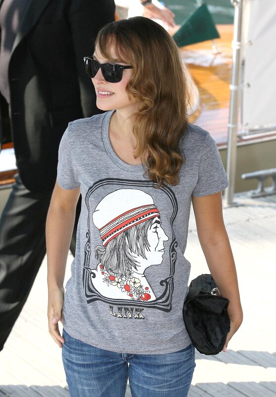 Woman Wearing T-shirt — Gray, Casual, Afternoon