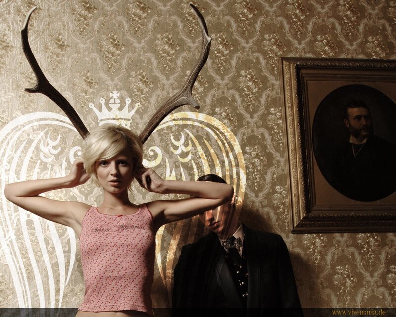 woman with antlers and crown