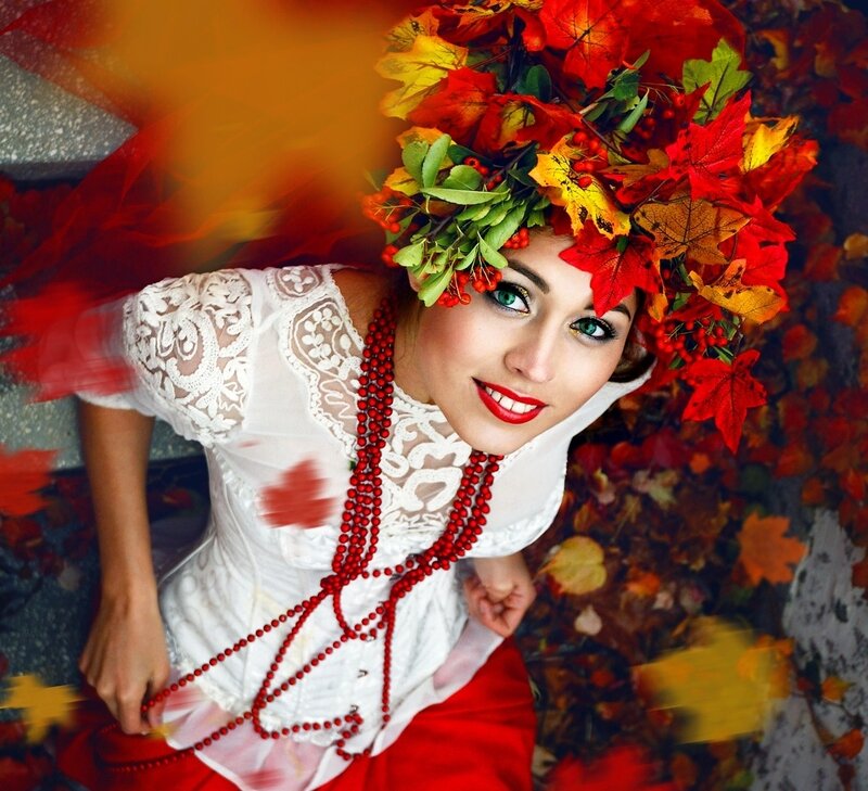 Woman with Autumn Crown — Red