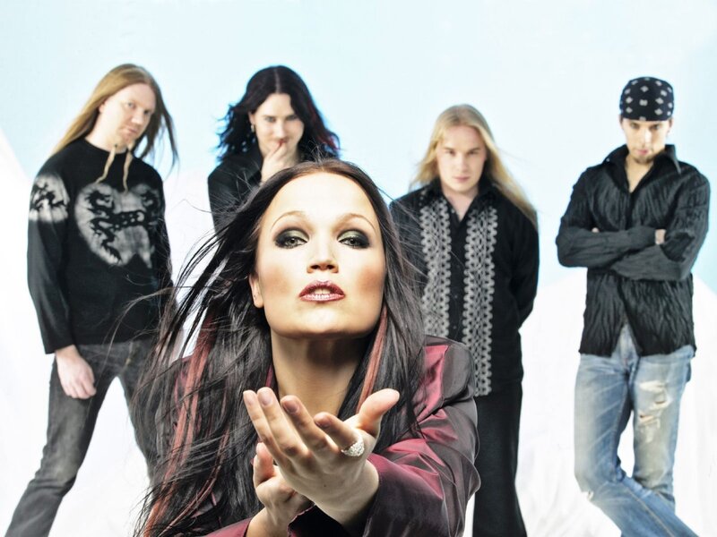 Woman with Band Members — Black, Dramatic