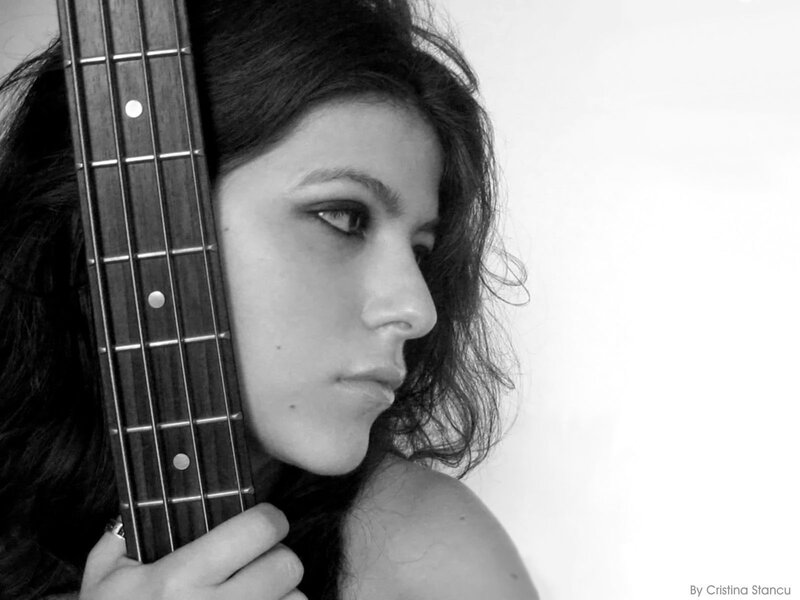 woman with bass guitar